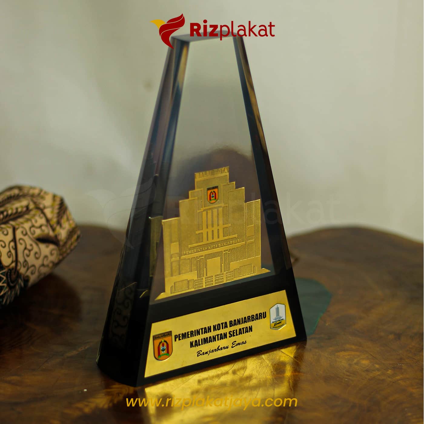 PLAKAT FIBERGLASS 6